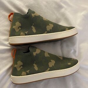 LL Bean Sneakers Womens Size 9 Med Eco Bay Knit Chelsea Deep Moss Camo Comfort